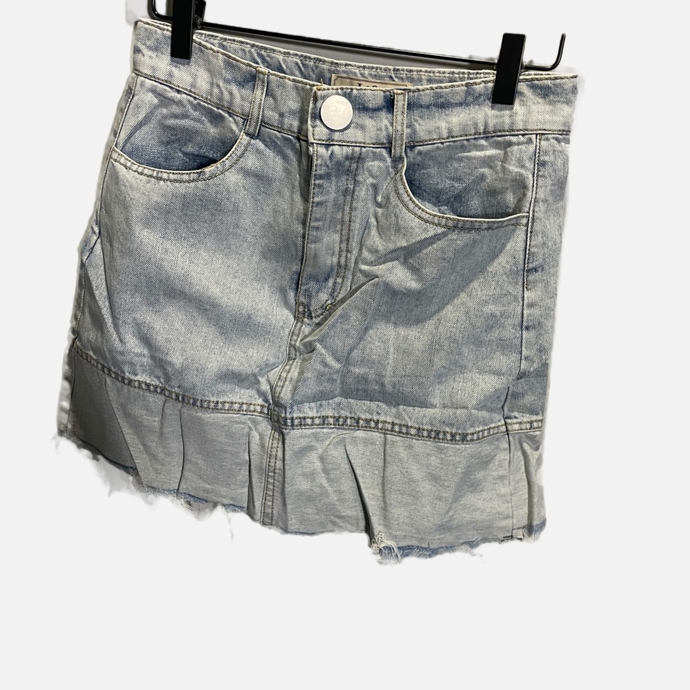Jue & Seluena Light Wash Denim Pleated Hem Mini Skirt Size M‎ Elephant Tag Y2K